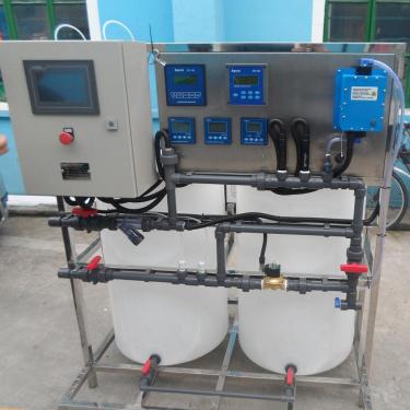 【循環(huán)水加藥裝置】阻垢劑控制系統(tǒng)殺菌劑加藥裝置示蹤劑加藥裝置